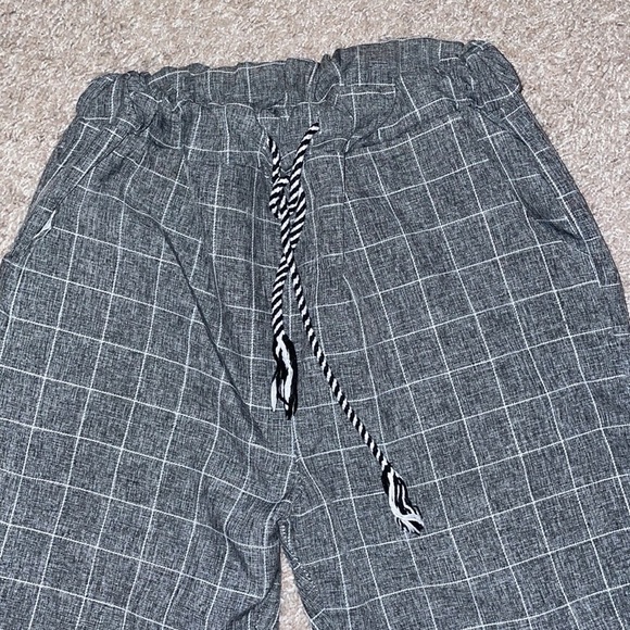 Pants - Picture 2 of 4